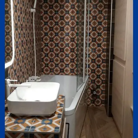 Blonde River Mora Segedyn